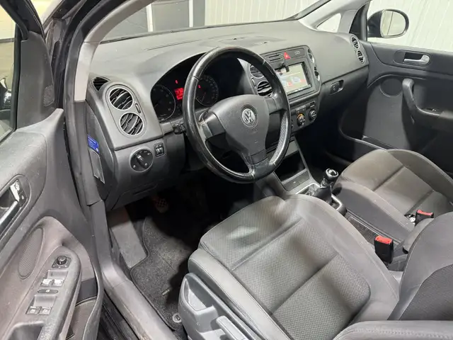 Volkswagen Golf Plus view 10