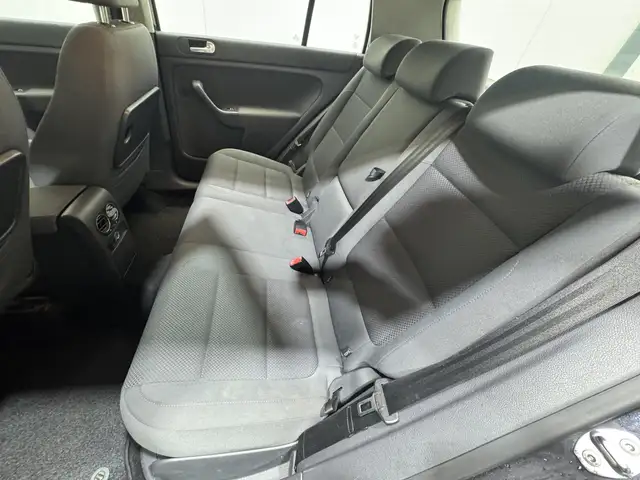Volkswagen Golf Plus view 18