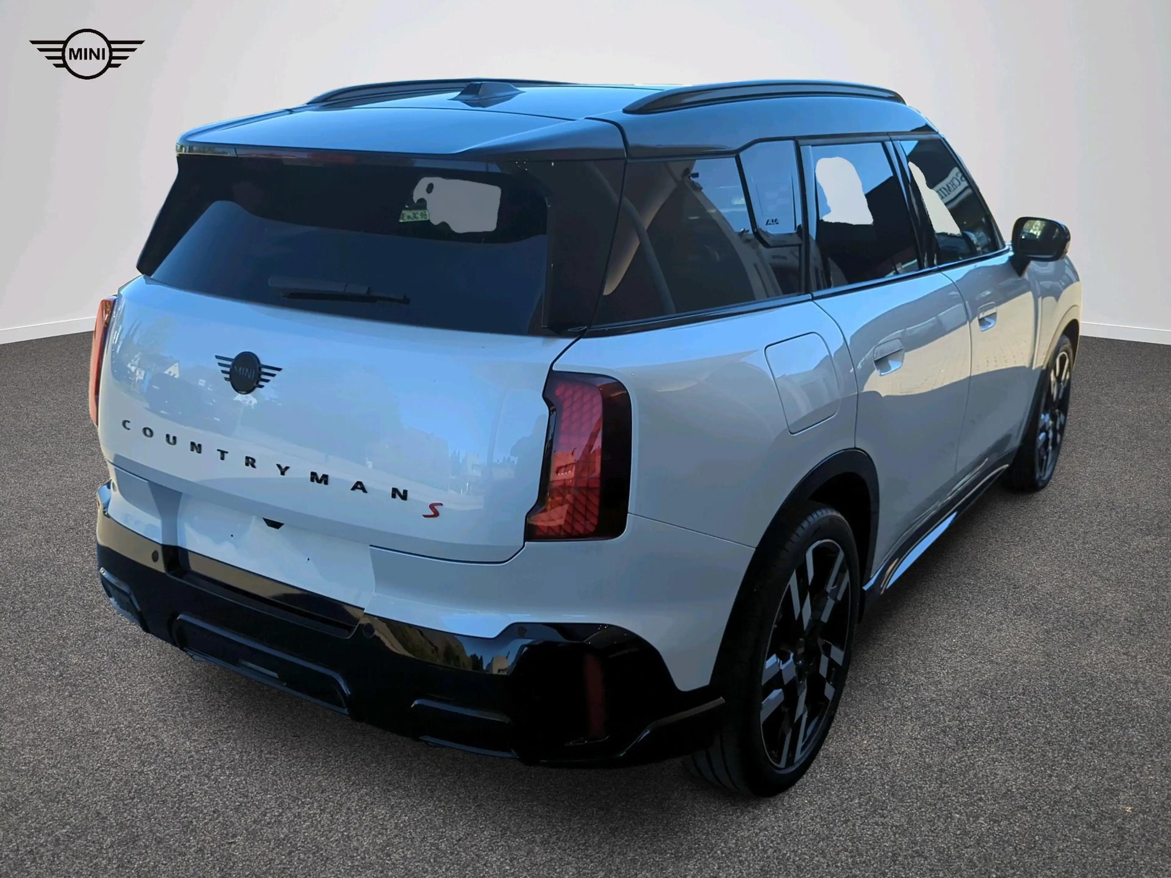 MINI Countryman S All4 John Cooper Works Trim — photo 4
