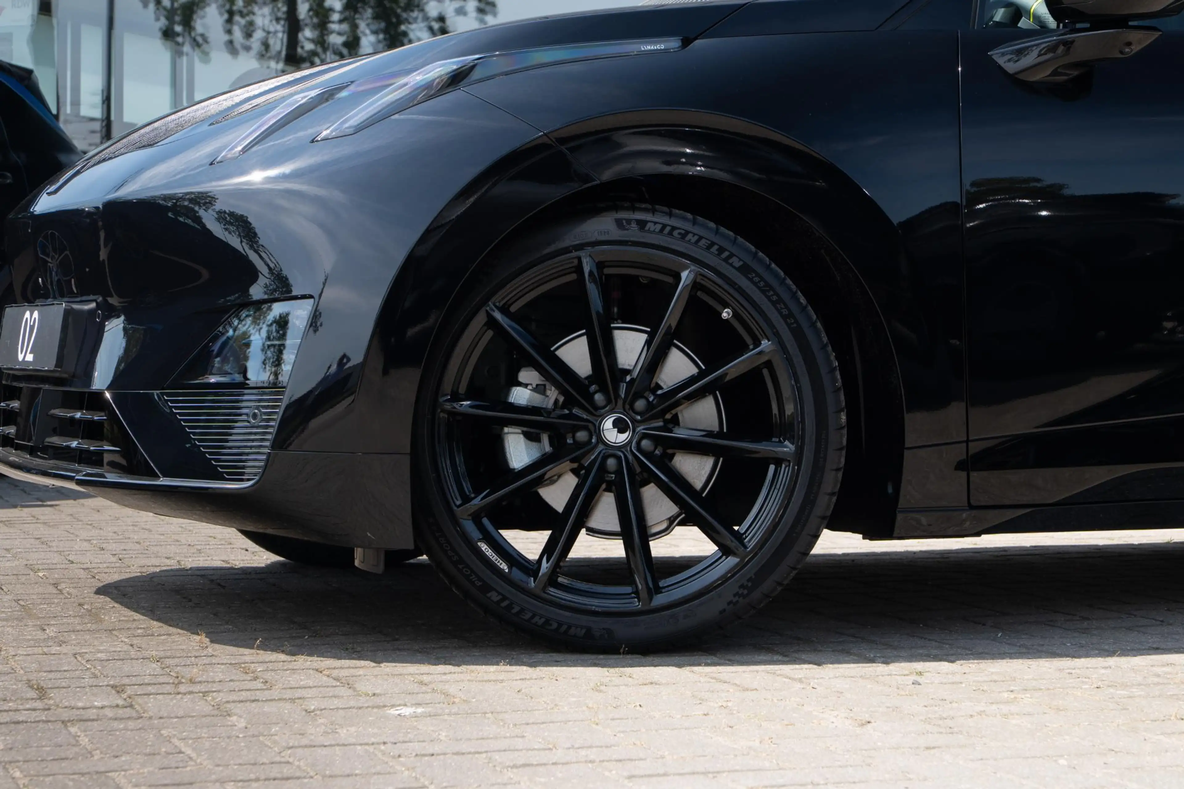 Lynk & Co 02 More 66 kWh | HEICO 21" Wielen | HEICO Verlagingsv — photo 7