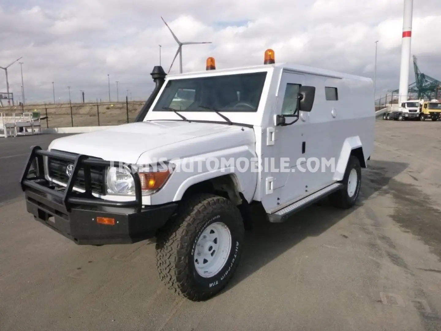 Toyota Land Cruiser Armoured - EXPORT OUT EU TROPICAL VERSION - EXPORT Wit - 1