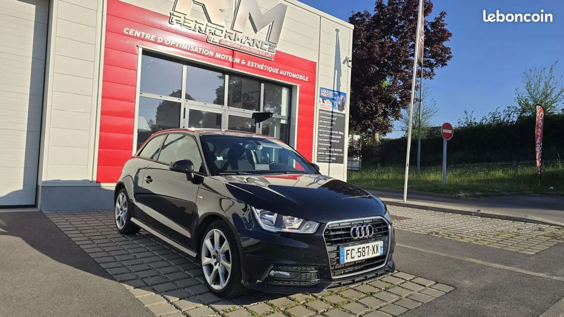 Audi A1 1.4TDI 90cv S-line Schwarz - 1