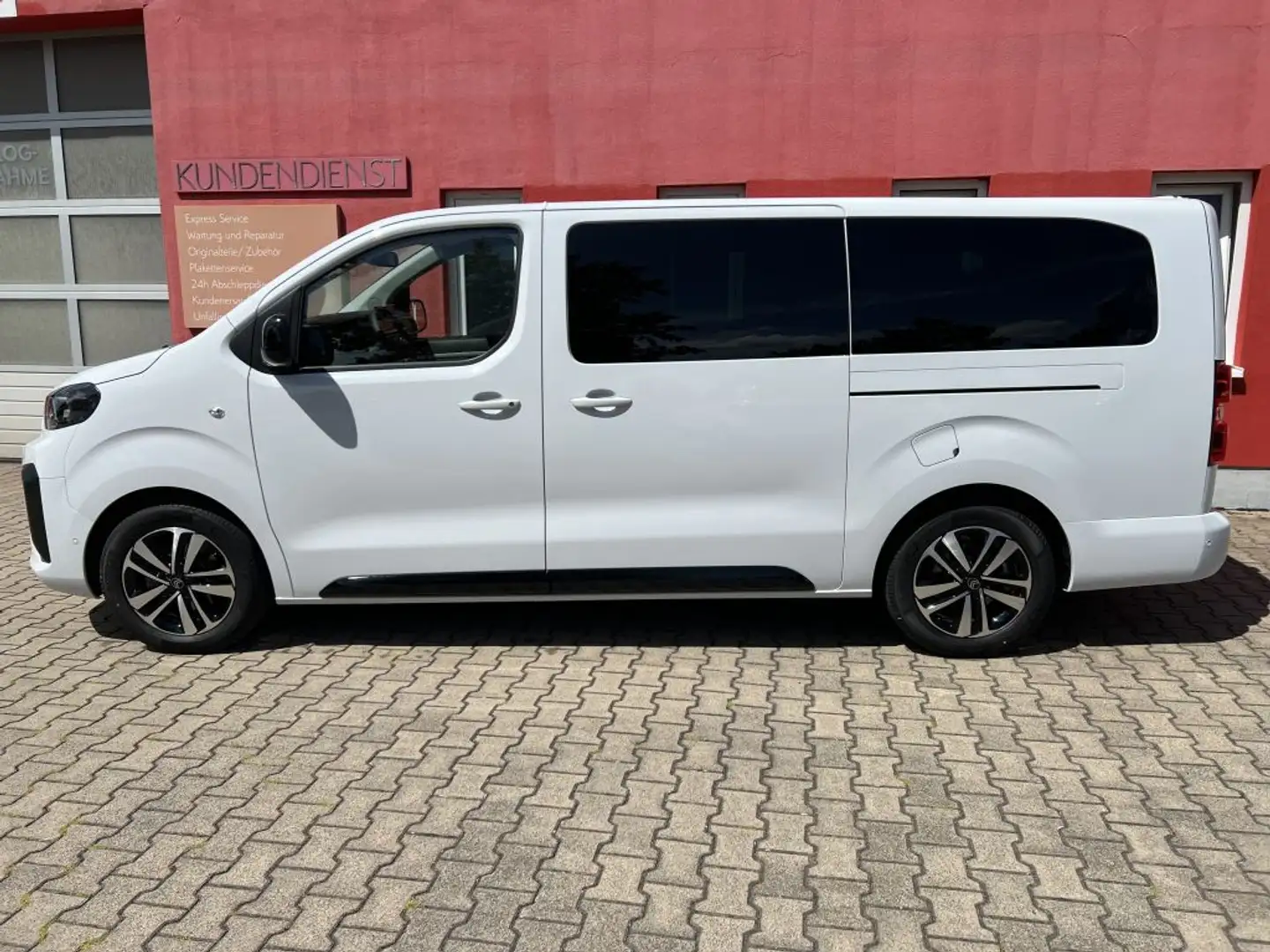 Citroen Spacetourer XL 2.0 BlueHDi 180 EAT8 Max Weiß - 2