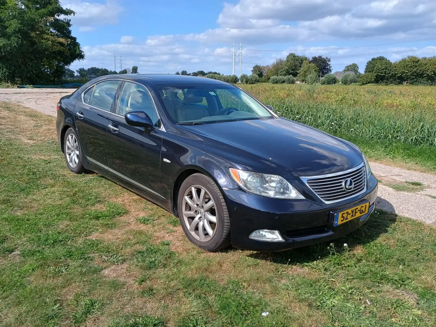 Lexus LS 460 Ambience - 1