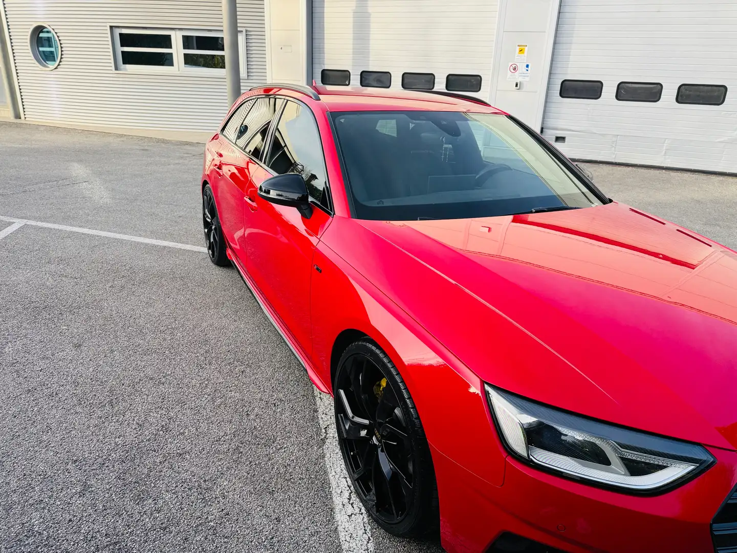 Audi A4 A4 V 2020 Avant Roşu - 2