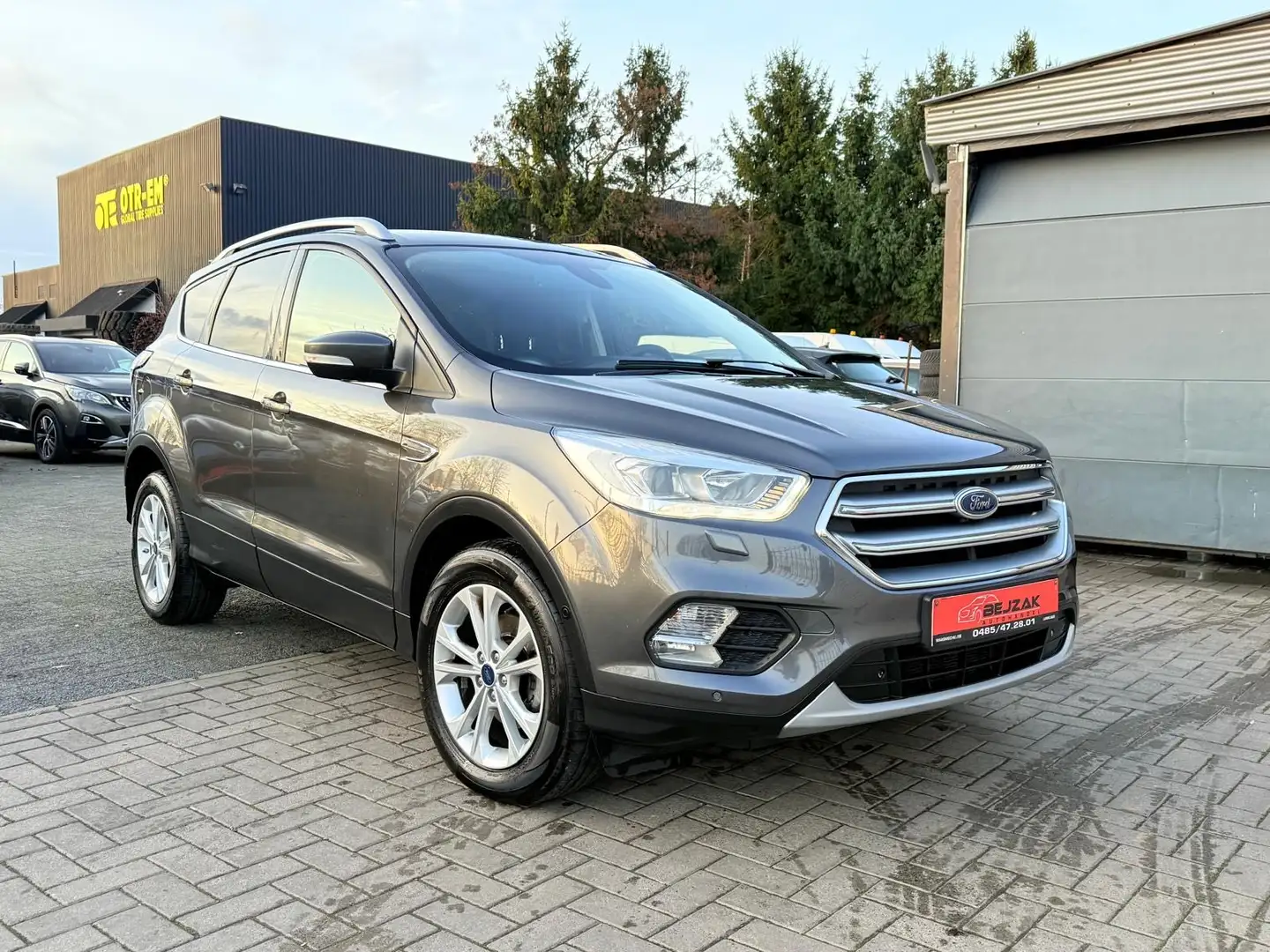 Ford Kuga Kuga 1.5 EcoBoost Titanium 1j Garantie Nette Staat - 1
