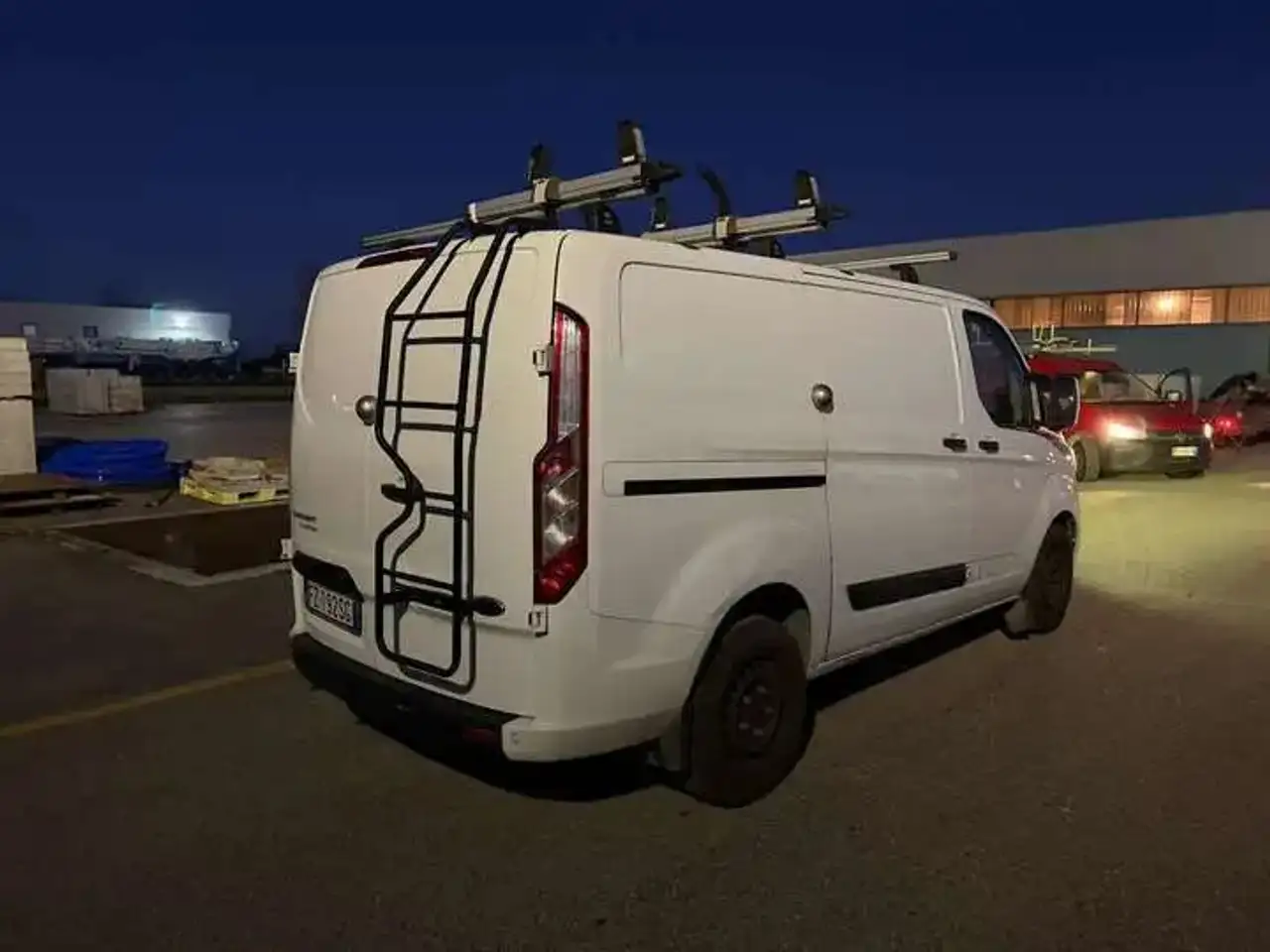 2019 Ford Transit Custom 280 AUTOMATICO L1H1 2.0 ECOBLUE 130 CV FZ192SG, photograph 5