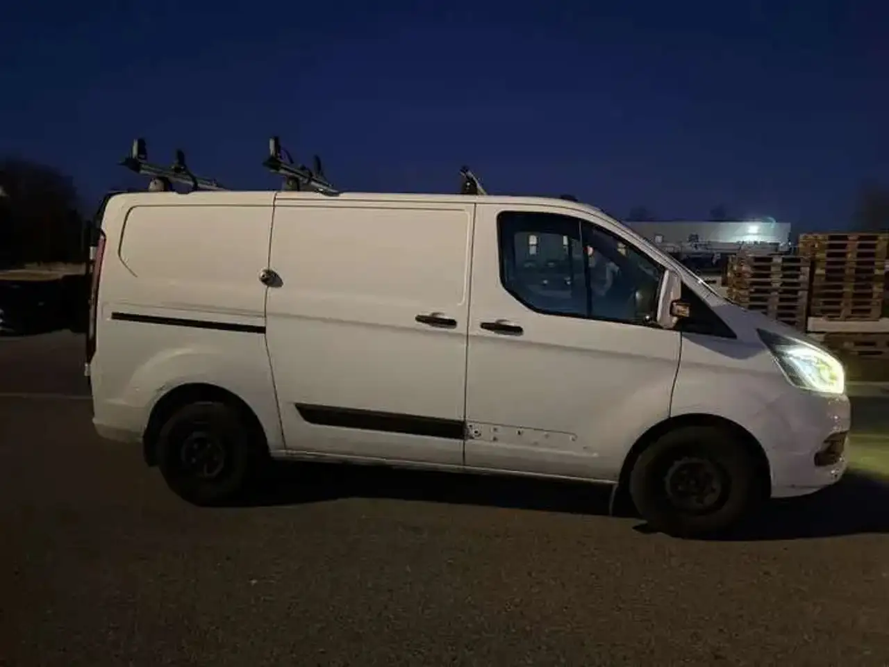2019 Ford Transit Custom 280 AUTOMATICO L1H1 2.0 ECOBLUE 130 CV FZ192SG, photograph 6