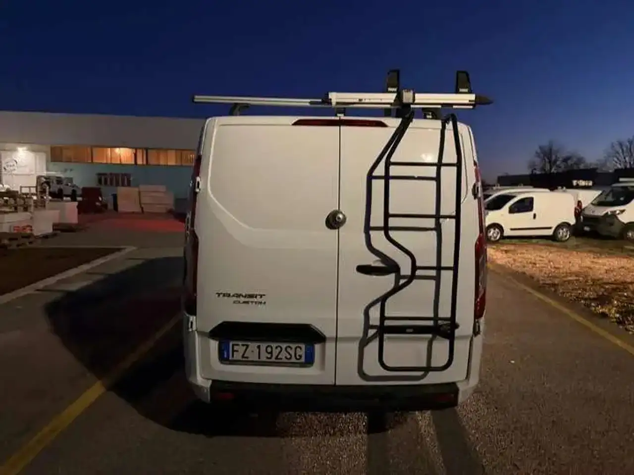 2019 Ford Transit Custom 280 AUTOMATICO L1H1 2.0 ECOBLUE 130 CV FZ192SG, photograph 9