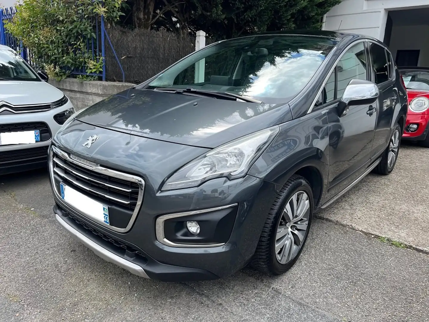 Peugeot 3008 2.0 HDi 150ch FAP BVM6 Allure Vert - 1