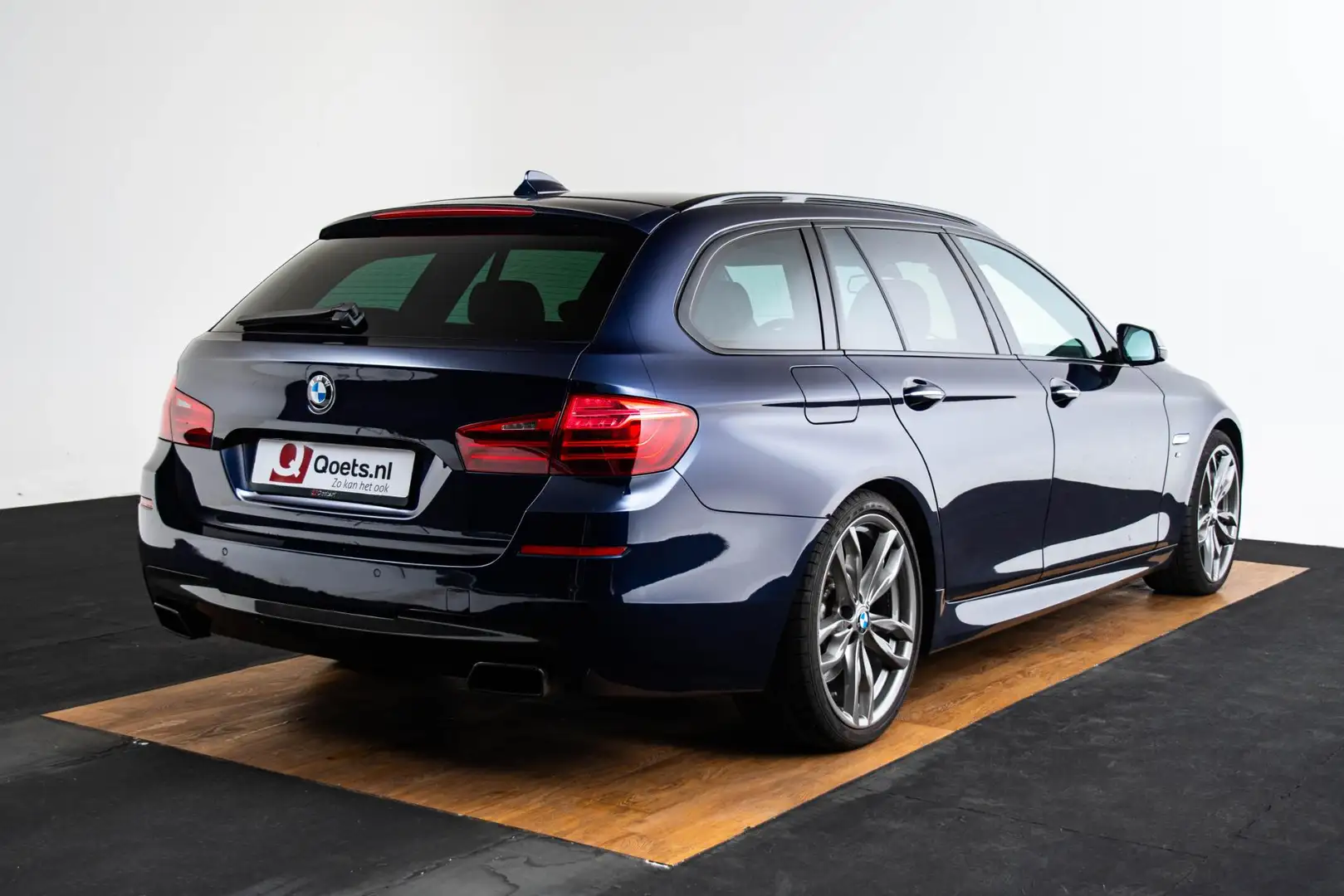 BMW M550 5-serie Touring M550xd M Sport - Comfort Access - Albastru - 2