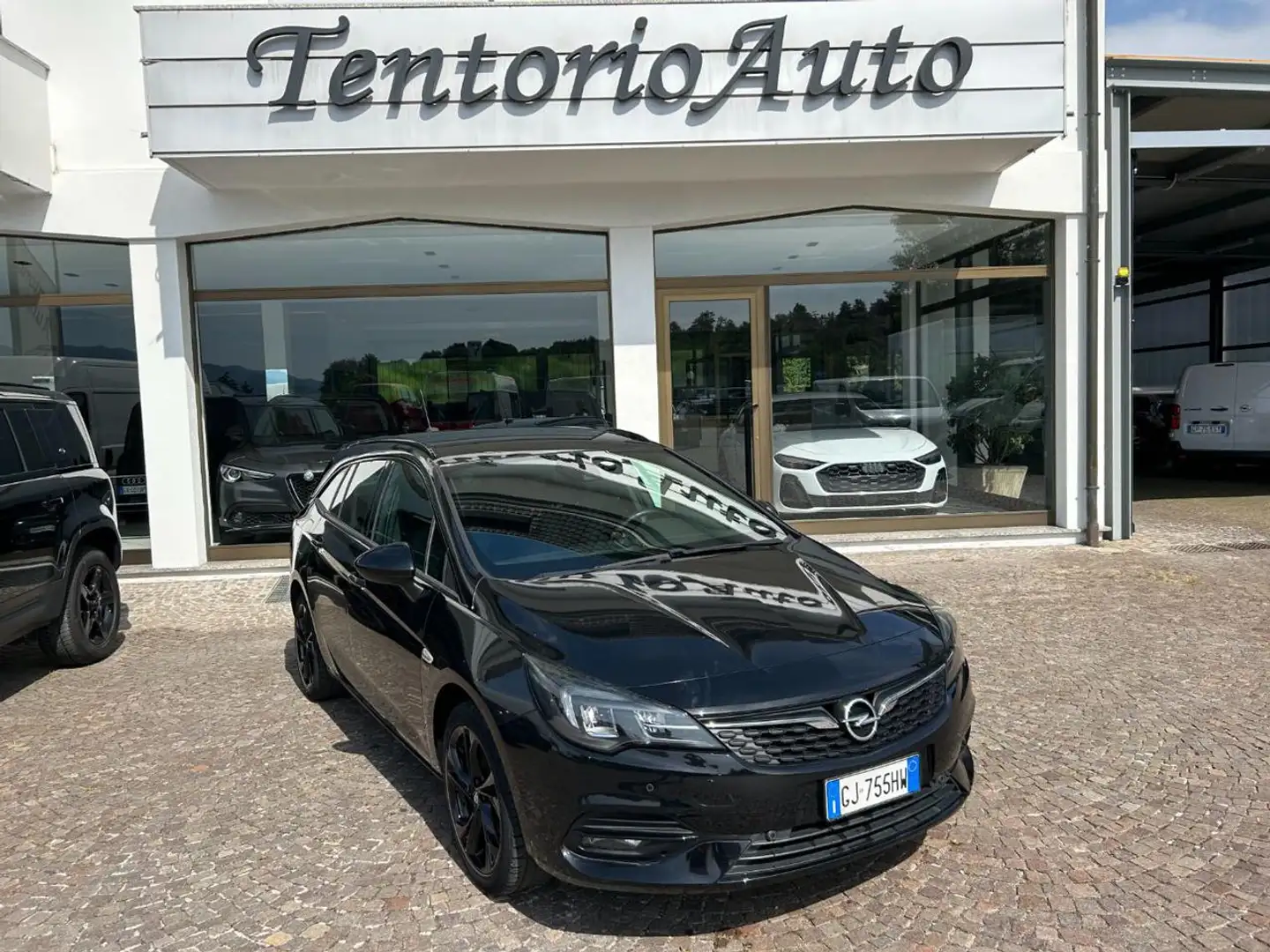 Opel Astra 1.2 Turbo 130 CV S&S Sports Tourer Business Elegan Noir - 1