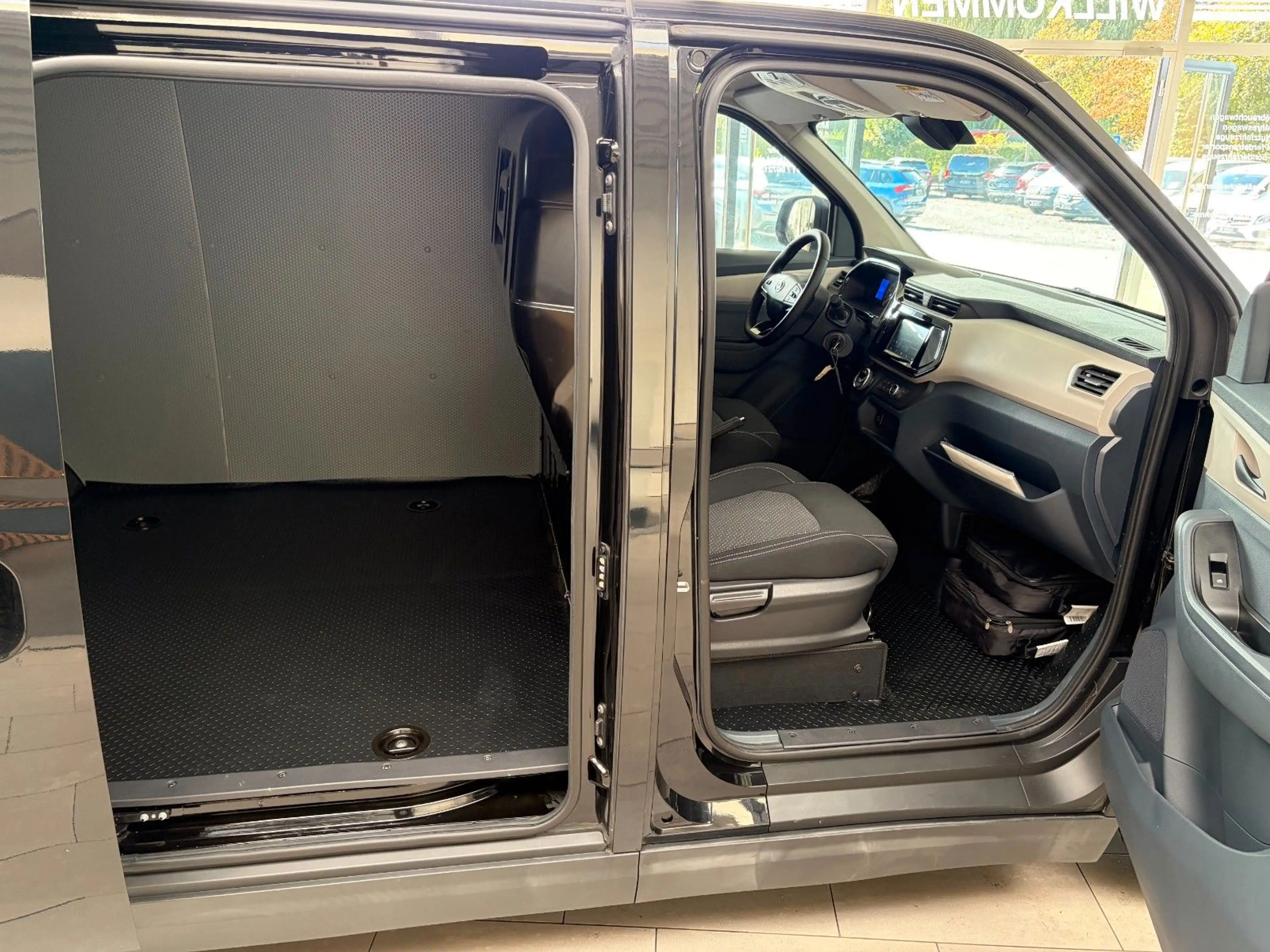 Maxus eDeliver 3 Kasten L1H1/KAMERA/SHZ/PDC — photo 11