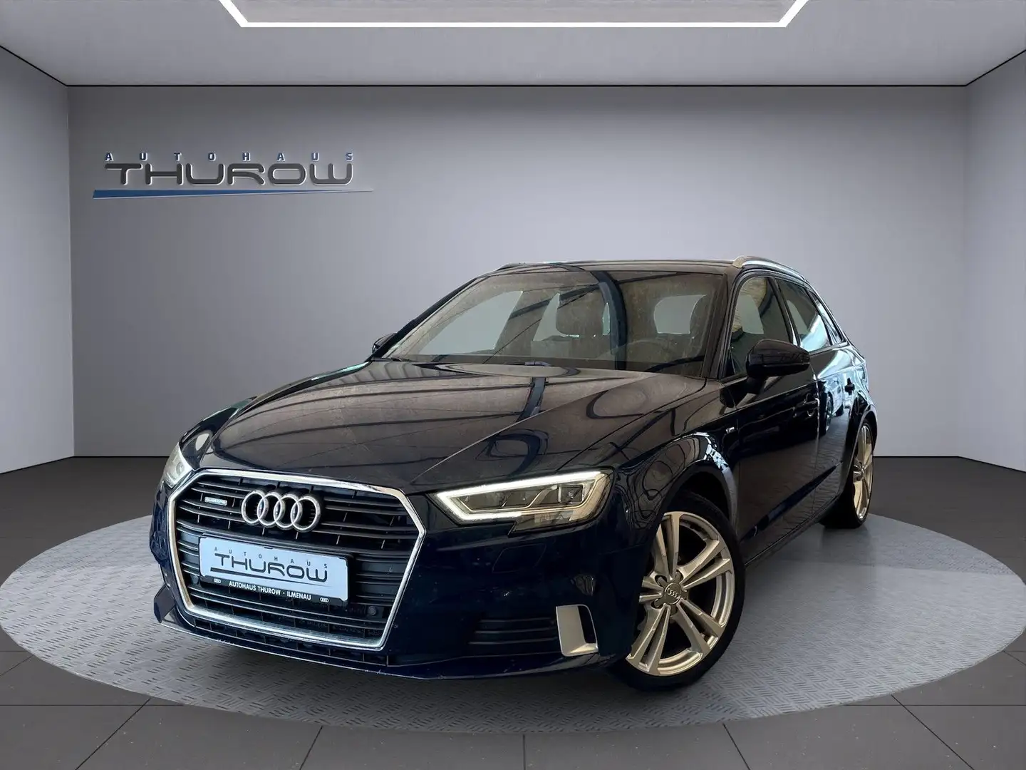 Audi A3 Sportback 2.0 TDI quattro s-line LED LM SH Blau - 1
