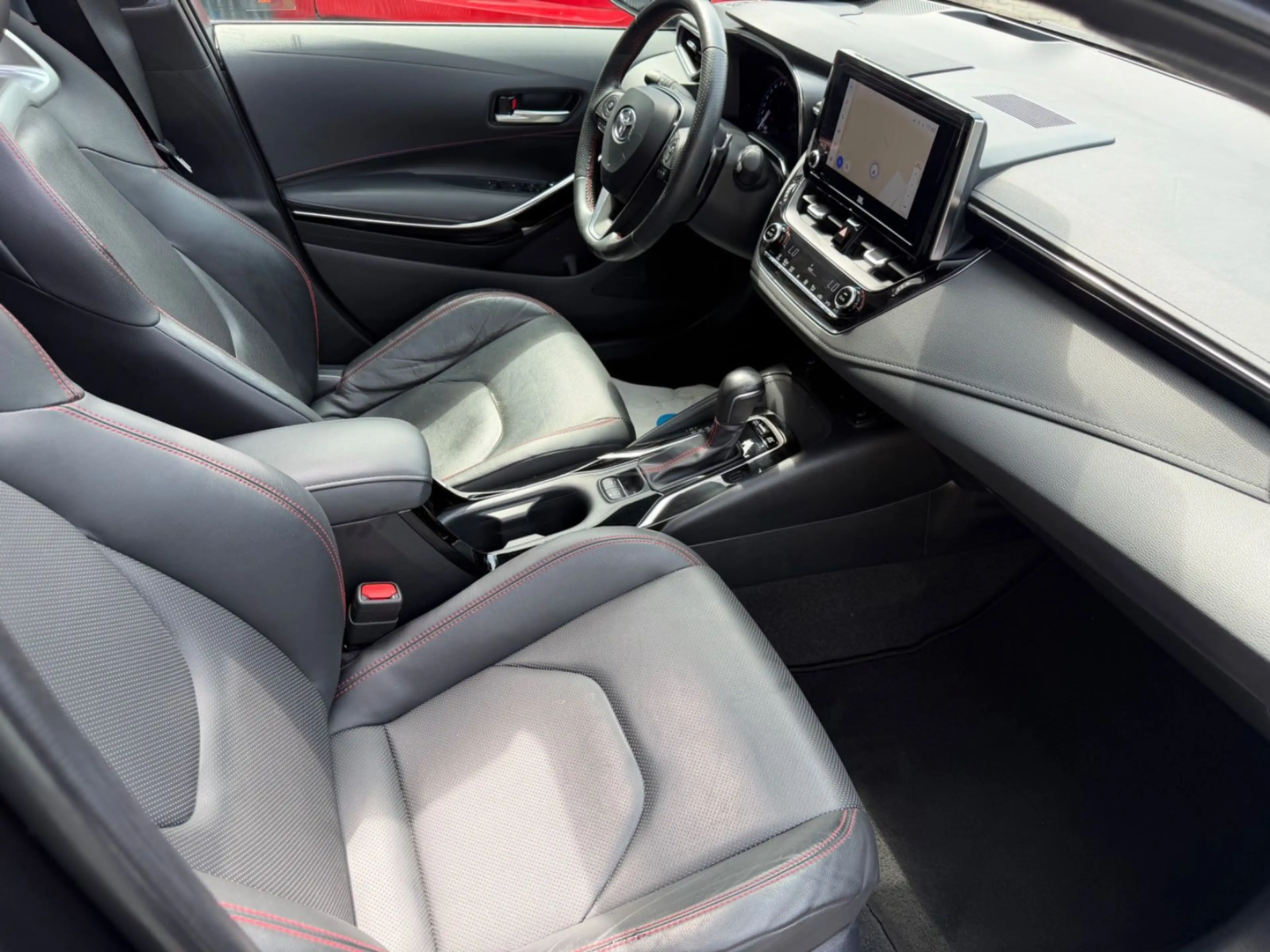Toyota Corolla Touring Sports Hybrid GR Sport Black Edi — photo 12