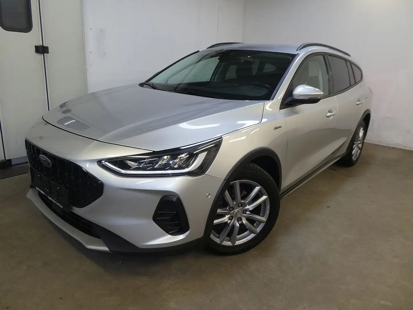 Ford Focus Active Kombi 1.5 EcoBlue, AHK, LED, Winter-Paket - 1