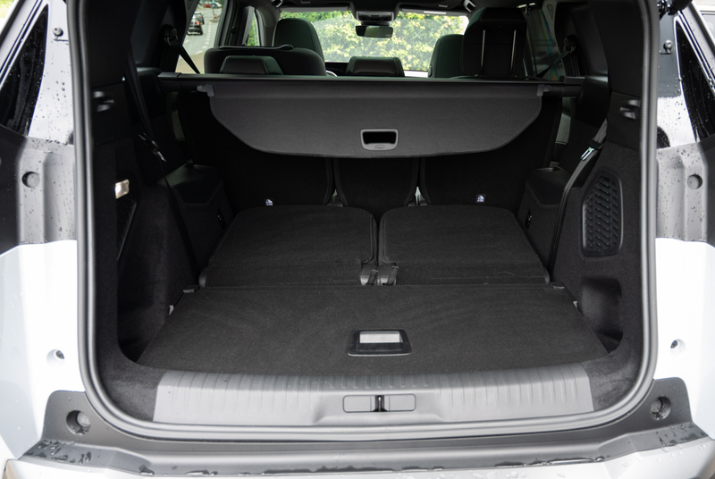 Peugeot 5008 GT HYBRID 145 e-DSC6 *NAVI*PDC*WINTER-PAKET* — photo 13