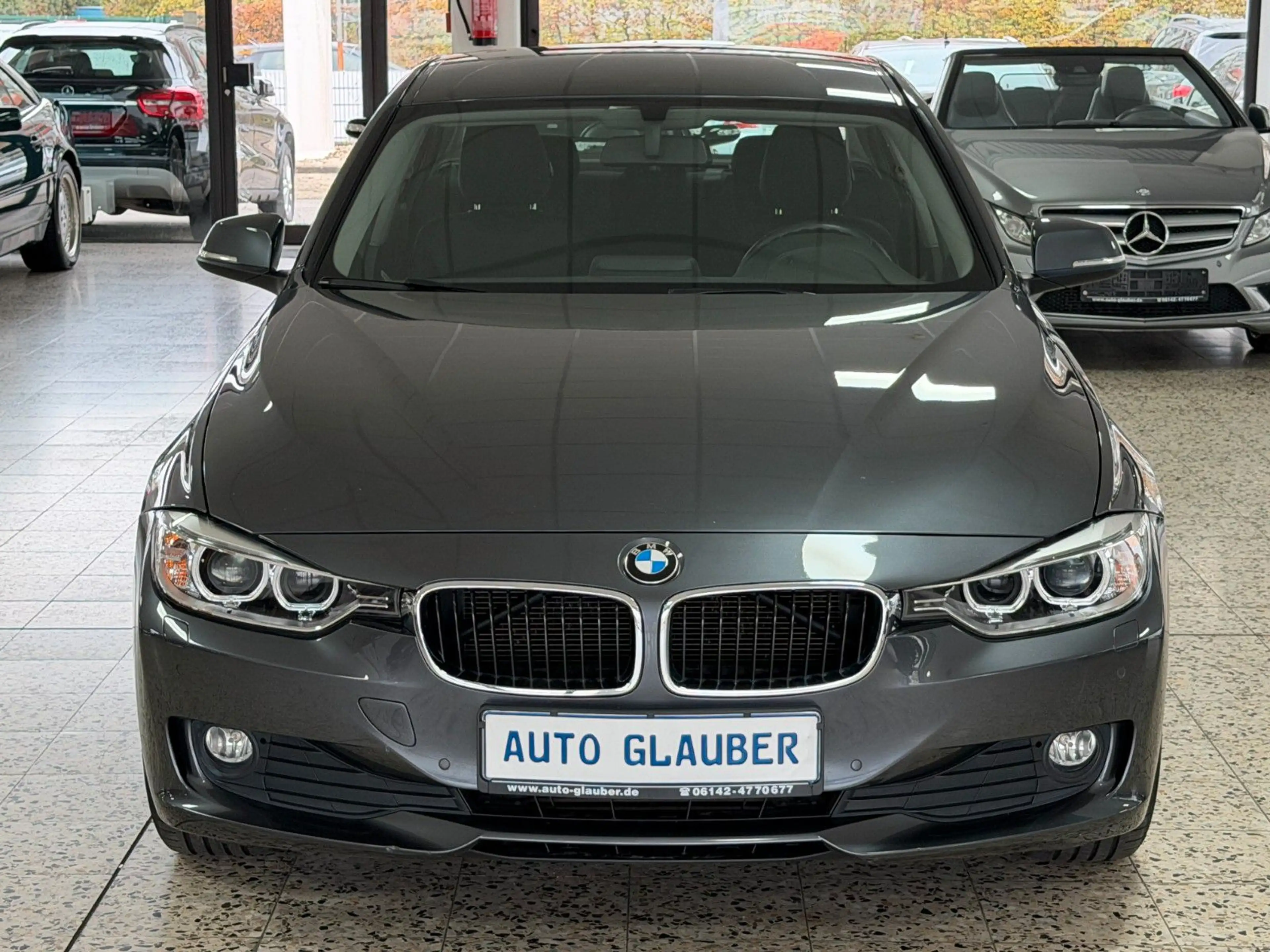 BMW 318 d Limousine/Xenon/Sportsitze/PDC/SHZ/1.Hand — photo 7