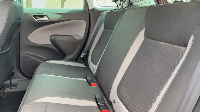 Opel Crossland X view 9