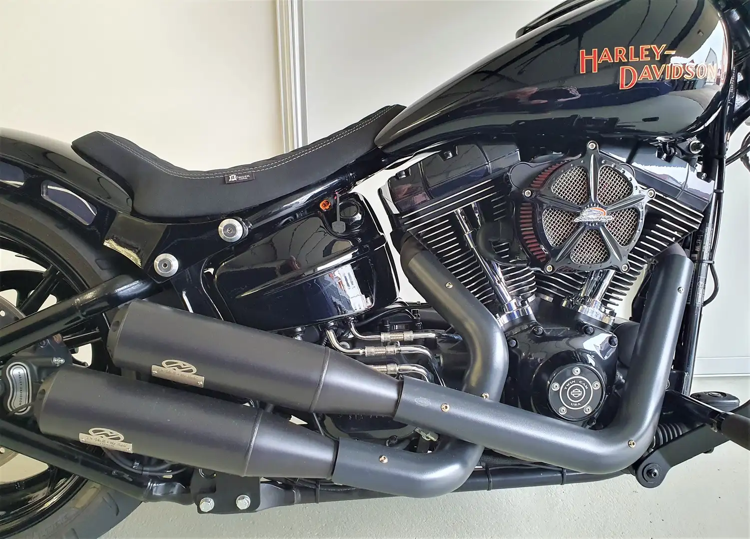 Harley-Davidson Custom Bike 2016 Breakout FXSB Czarny - 1