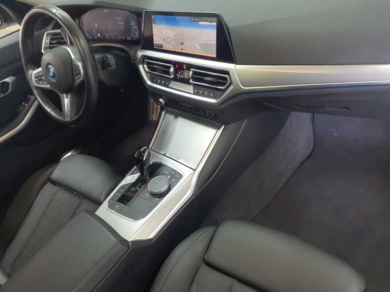 BMW 330 330e Touring xDrive Aut. Sport Line AHK — photo 14