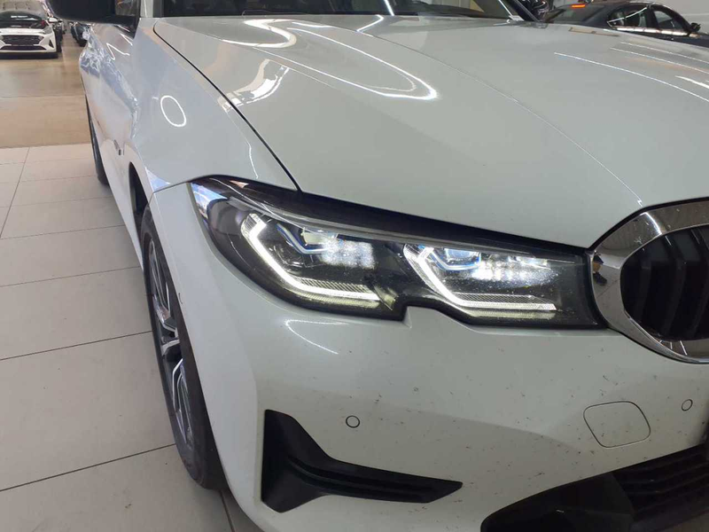 BMW 330 330e Touring xDrive Aut. Sport Line AHK — photo 15