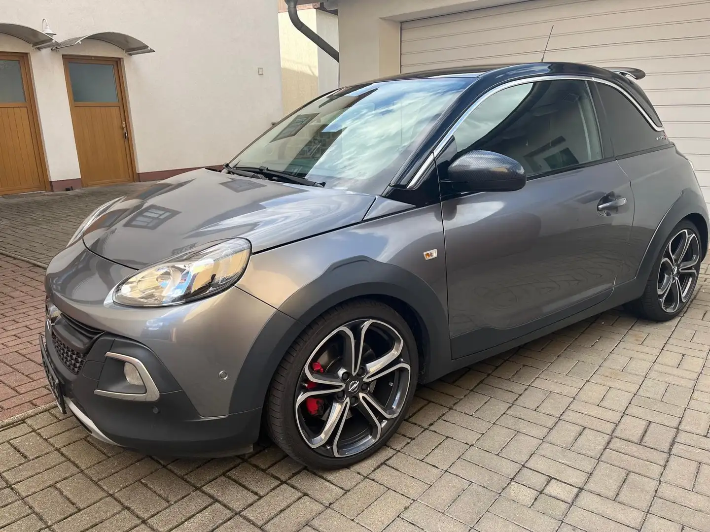 Opel Adam Adam 1.4 Turbo Rocks S Grau - 2