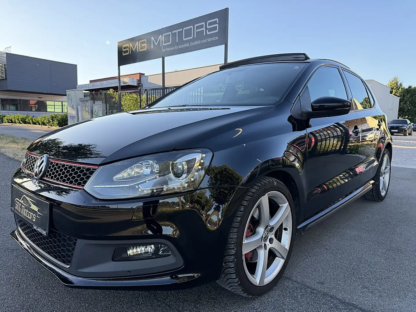 Volkswagen Polo GTI 1,4 DSG PANORAMADACH/SITZHEIZUNG/TEMPOMAT/XENON Schwarz - 1