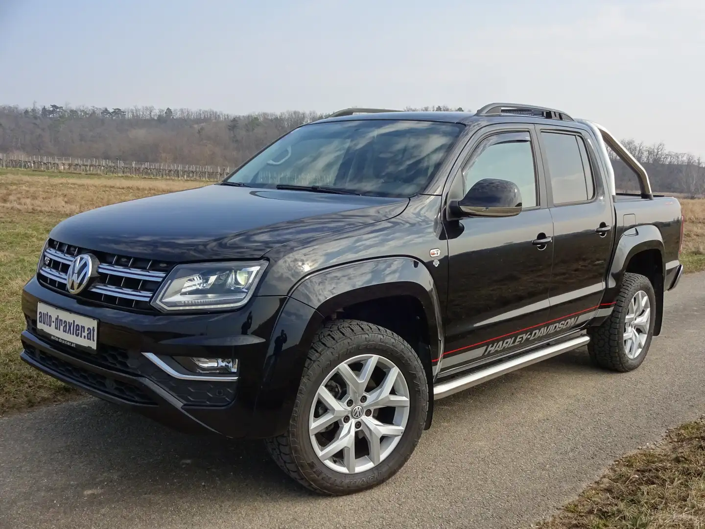 Volkswagen Amarok 3,0 TDI 4Motion Highline Aut. Schwarz - 1