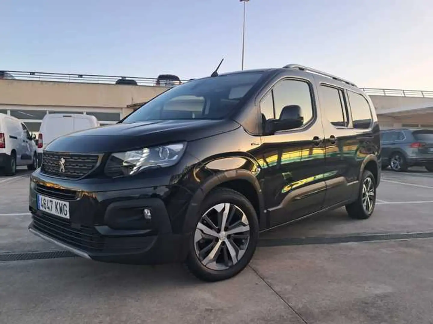 Peugeot Rifter 1.5BlueHDi S&S Long GT Line EAT8 130 Negro - 1
