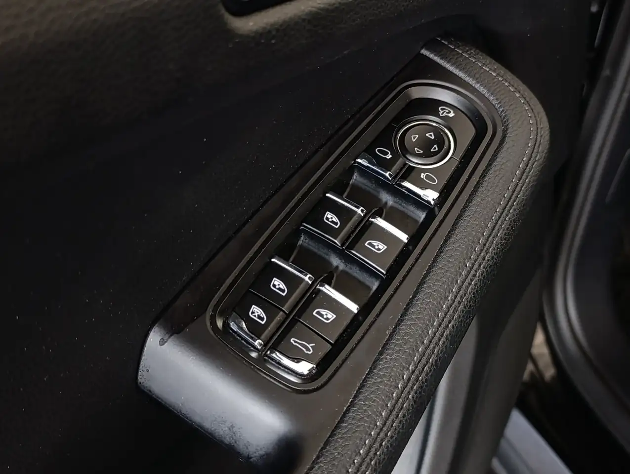 Porsche Macan 2.0 265cv pdk, миниатюра 9