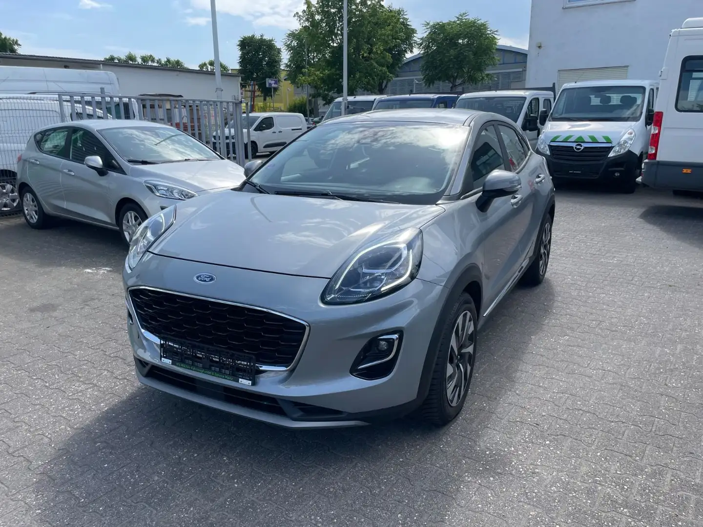 Ford Puma Titanium Crossover Hybrid*Navi+Klima+LED+BC Silber - 1