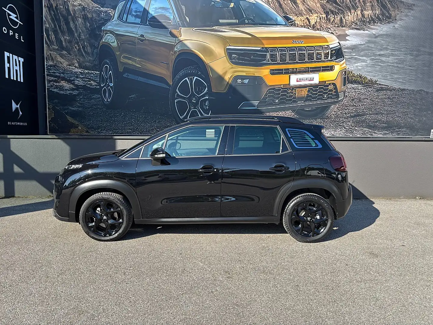 Citroen C3 Aircross PureTech110 S&S 6-Gang-Manuell Max Schwarz - 2