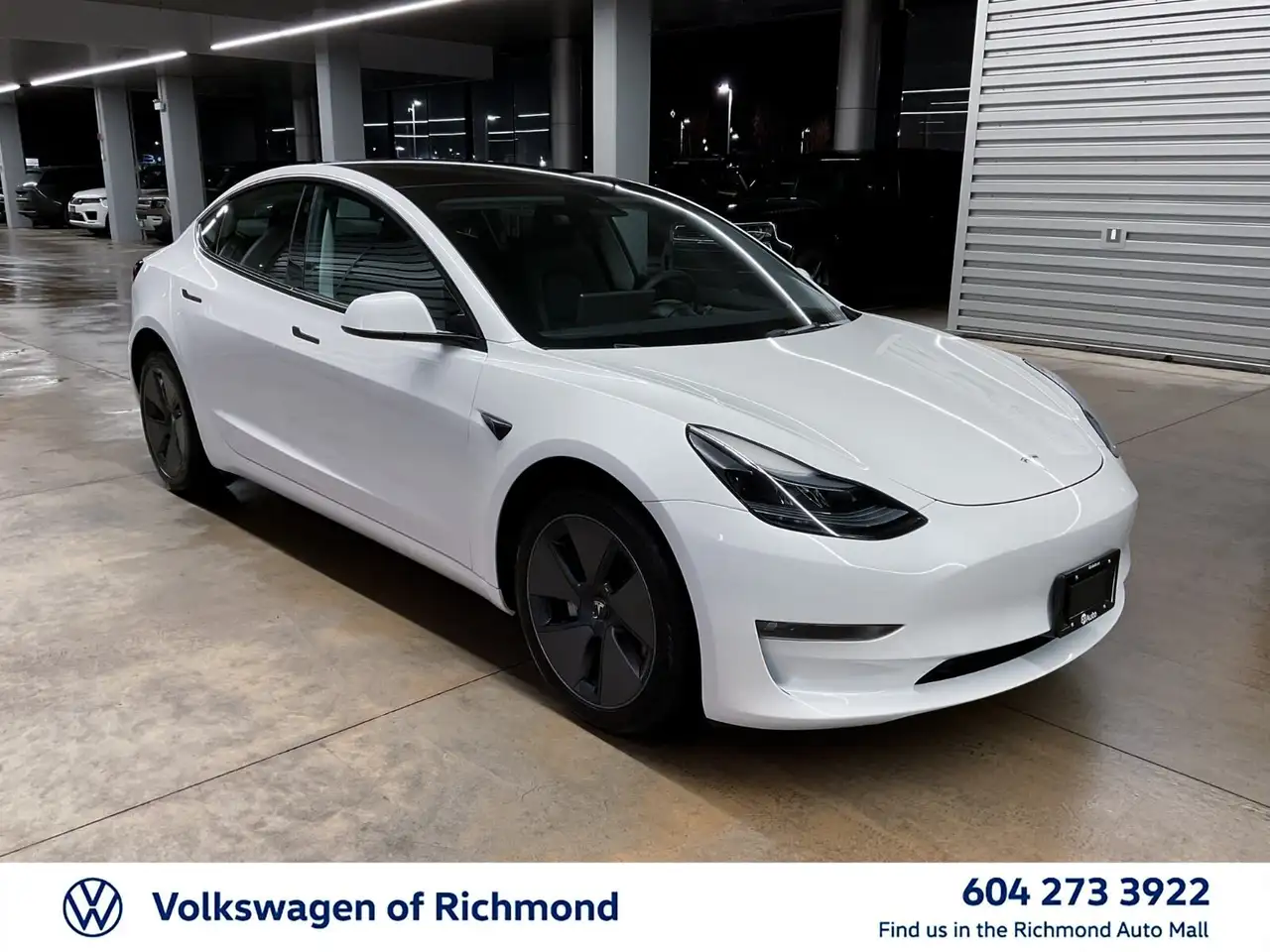 Tesla Model 3 fotografie Tesla Model 3