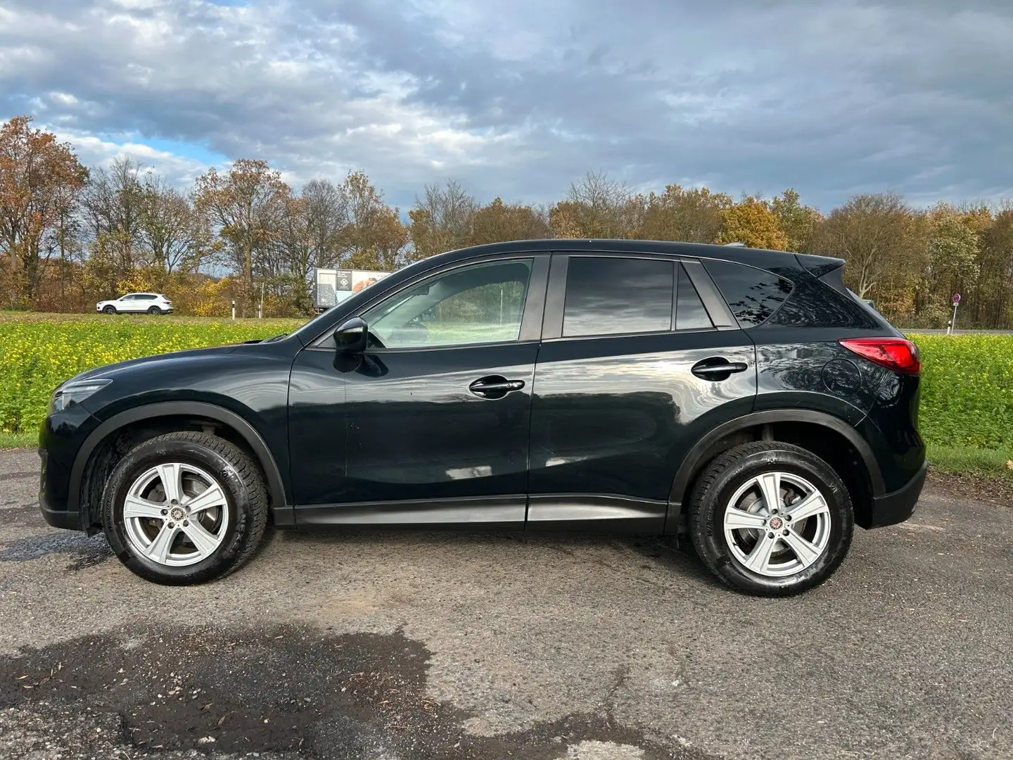 Mazda CX-5 2.2D Nakama Intense AWD Navi Kamera AHK Schwarz - 2