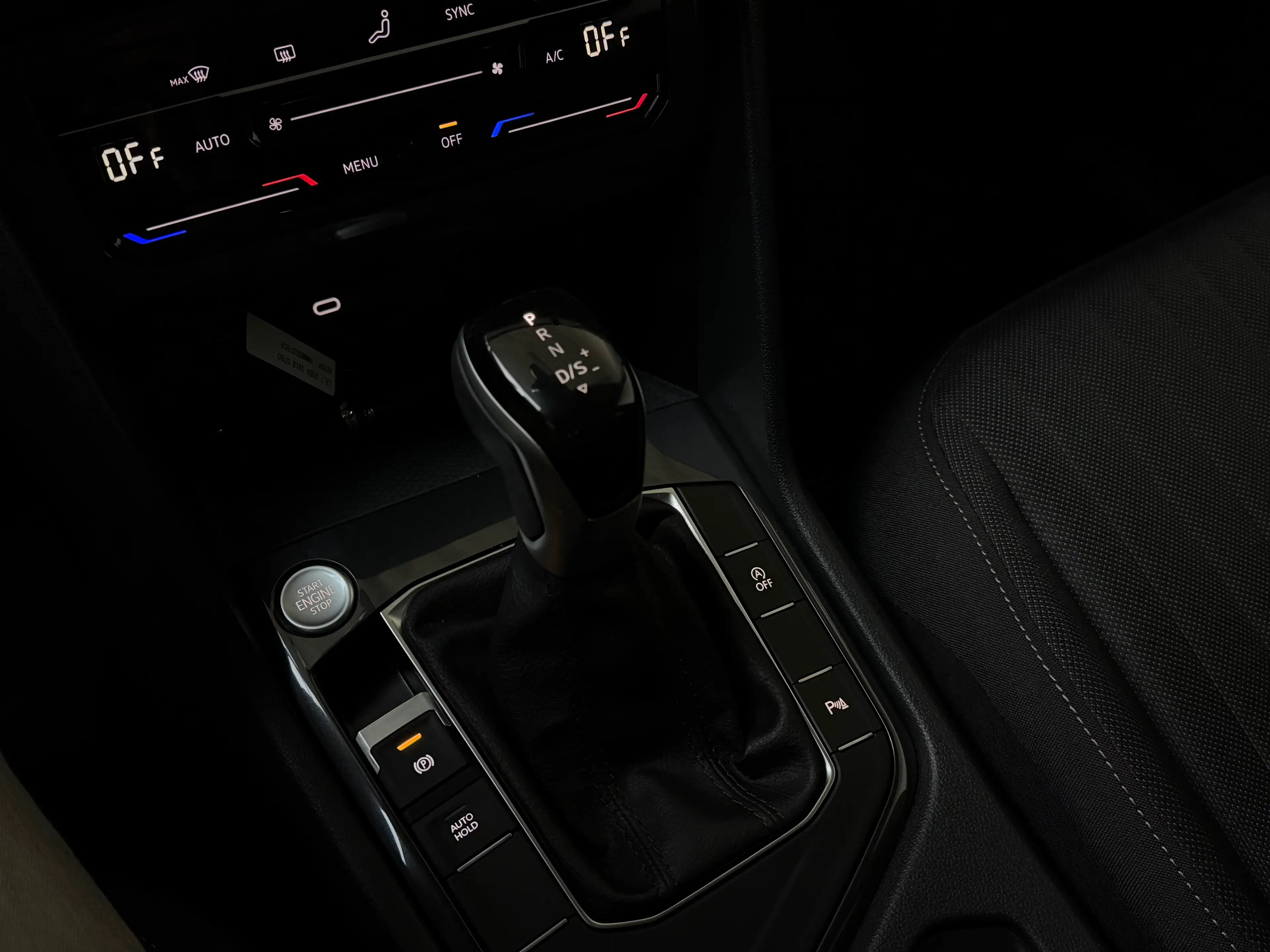 Volkswagen Tiguan Allspace Tiguan Allspace 1.5 TSI Life // 7 PLACES — photo 15