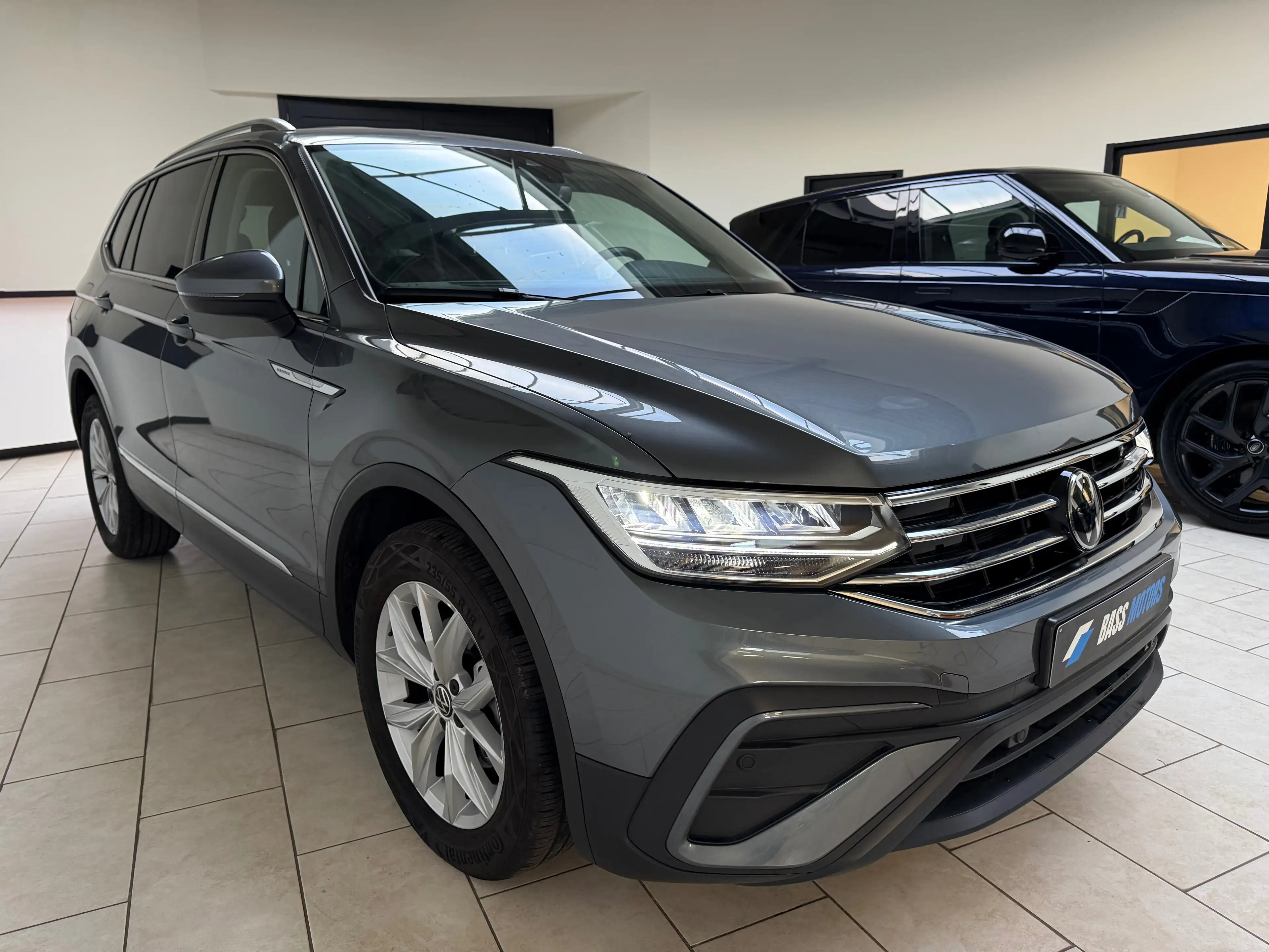 Volkswagen Tiguan Allspace Tiguan Allspace 1.5 TSI Life // 7 PLACES — photo 6
