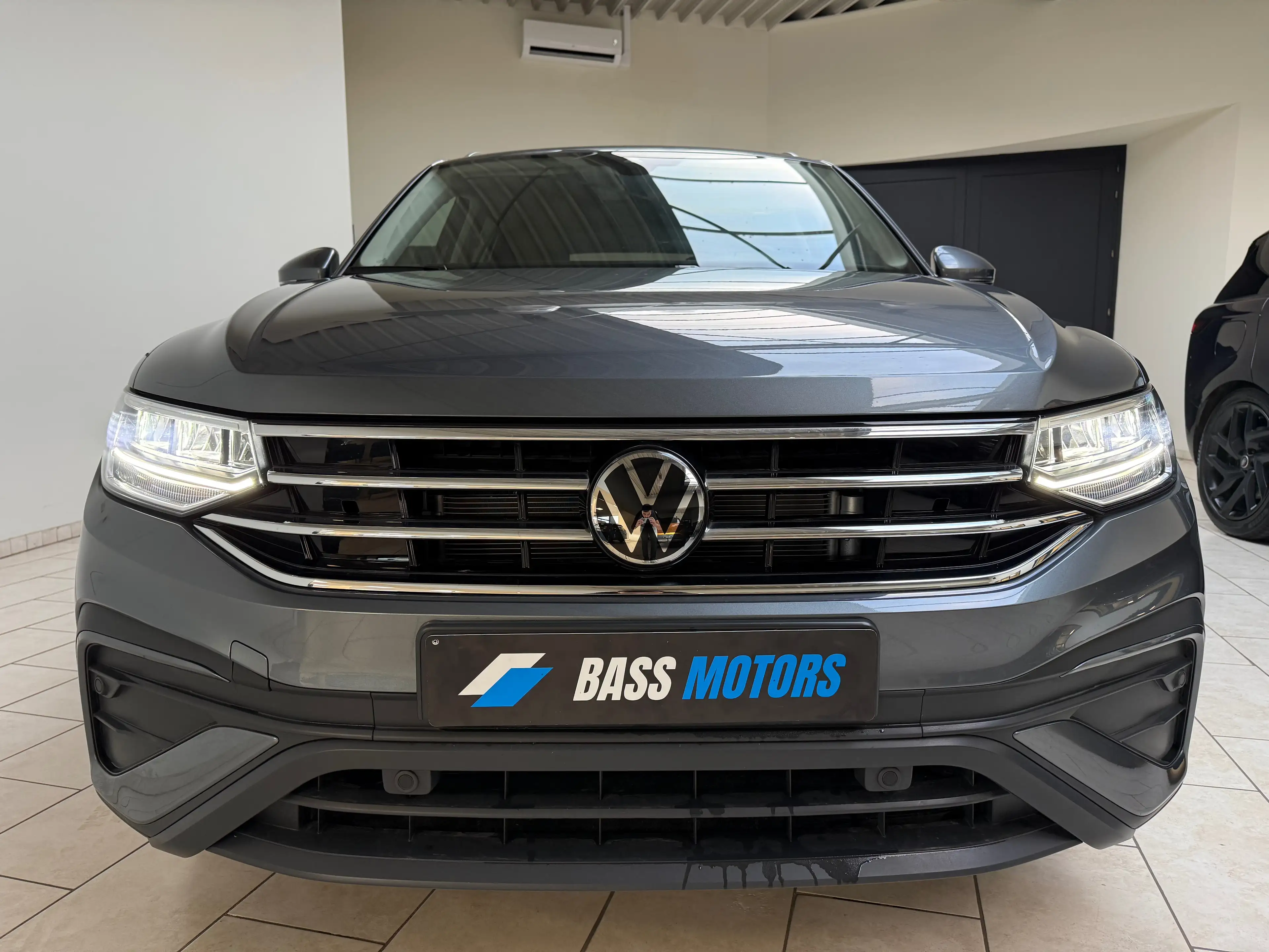 Volkswagen Tiguan Allspace Tiguan Allspace 1.5 TSI Life // 7 PLACES — photo 7