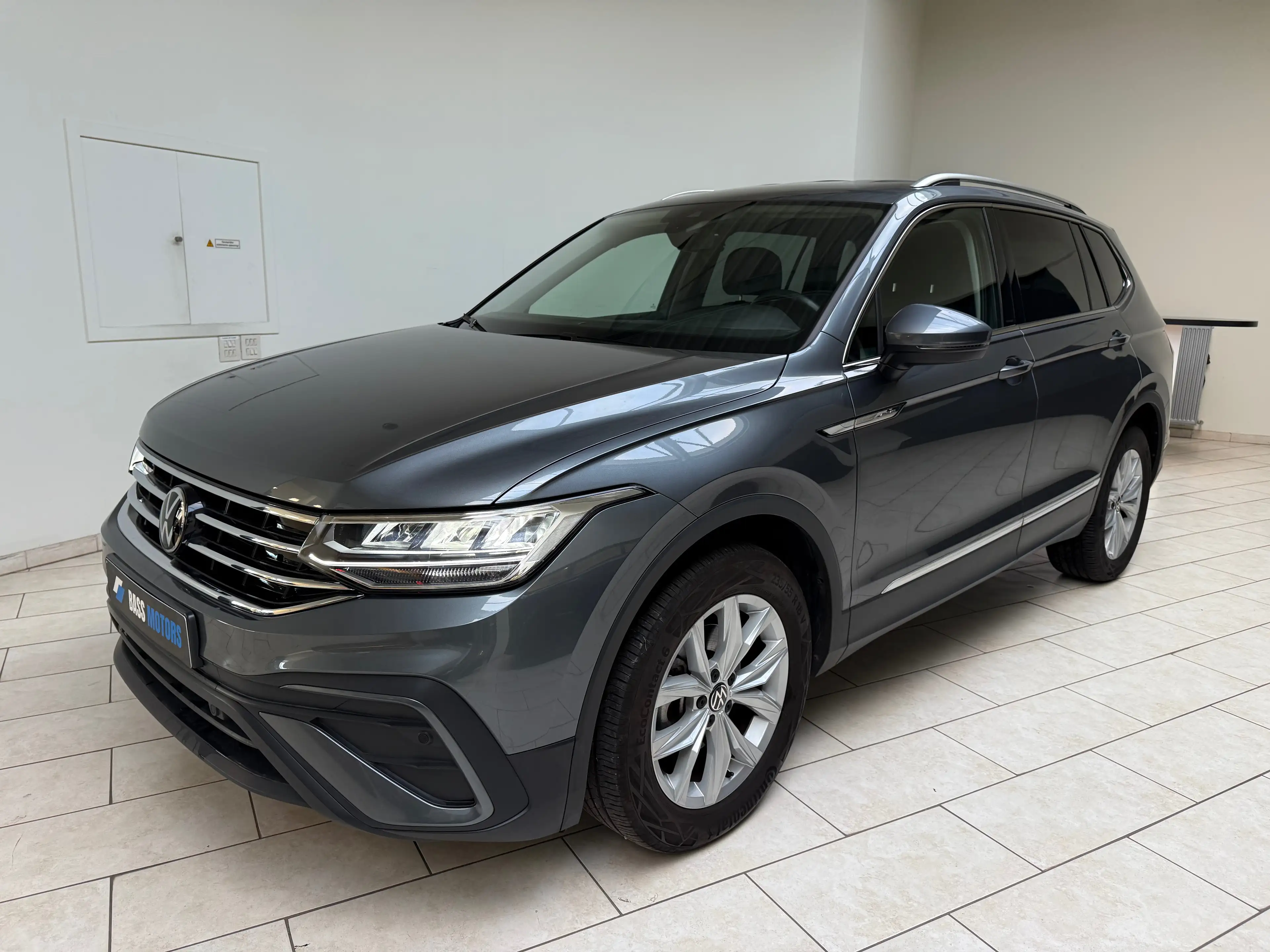 Volkswagen Tiguan Allspace Tiguan Allspace 1.5 TSI Life // 7 PLACES