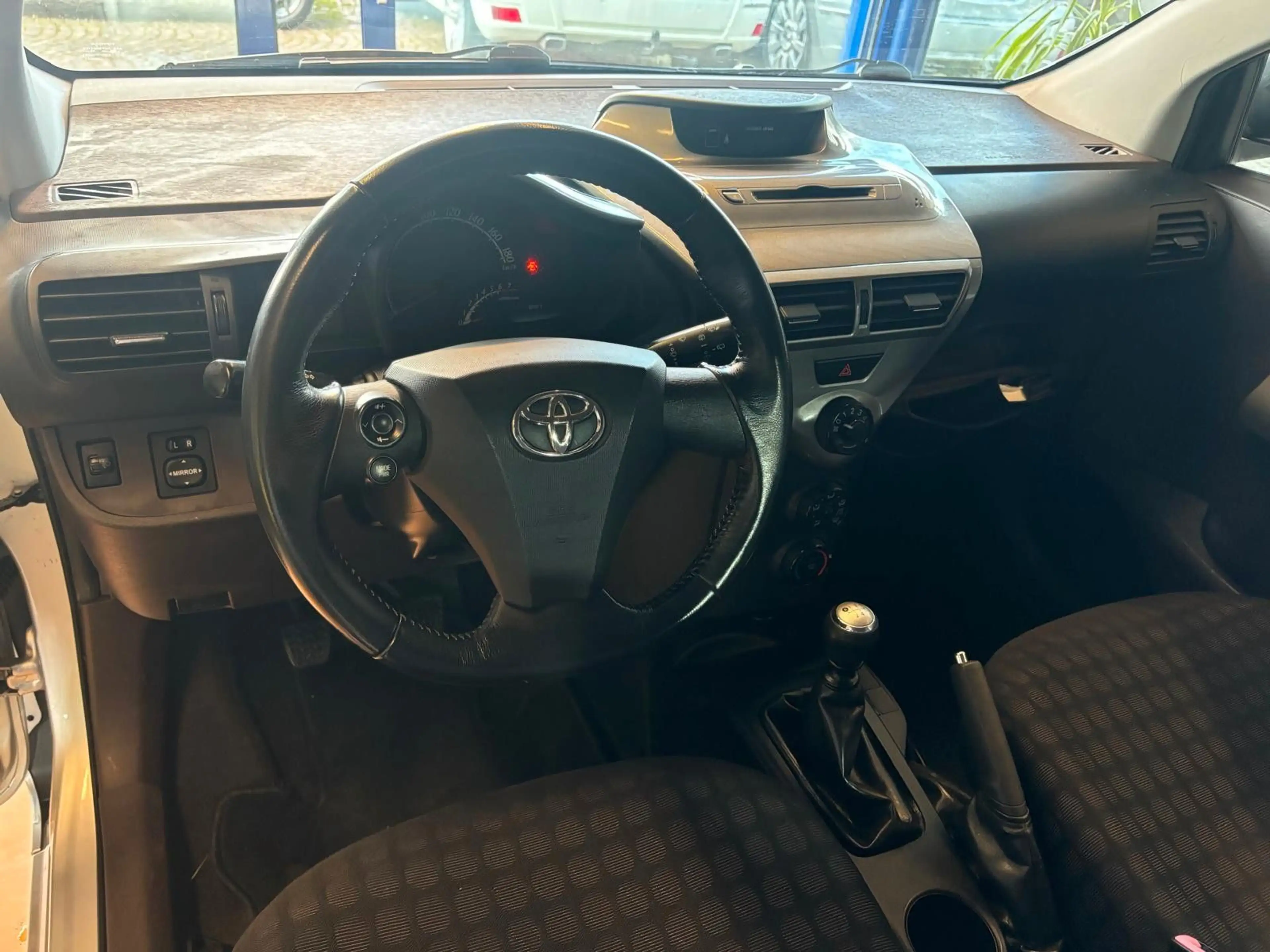 Toyota iQ /71TKM/SH/Klima/Radio — photo 9