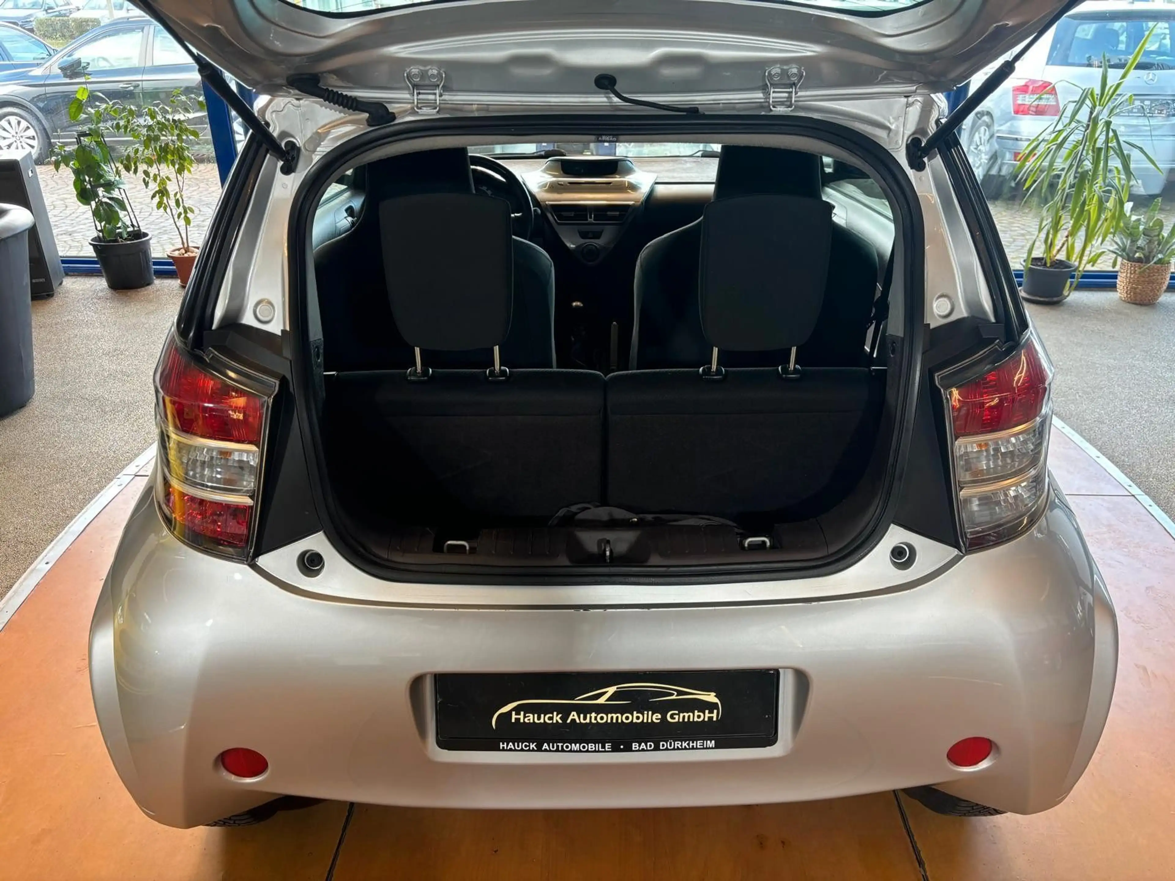 Toyota iQ /71TKM/SH/Klima/Radio — photo 12