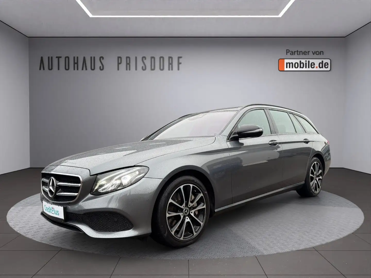 Mercedes-Benz E 400 d 4Matic  /Leder/Burmester/Widescreen/Pano Grau - 1