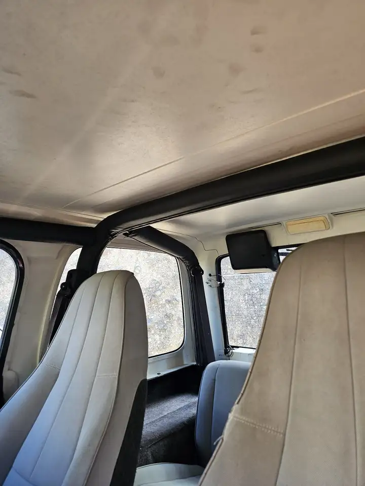 Jeep Wrangler Soft Top 2.5, foto 1