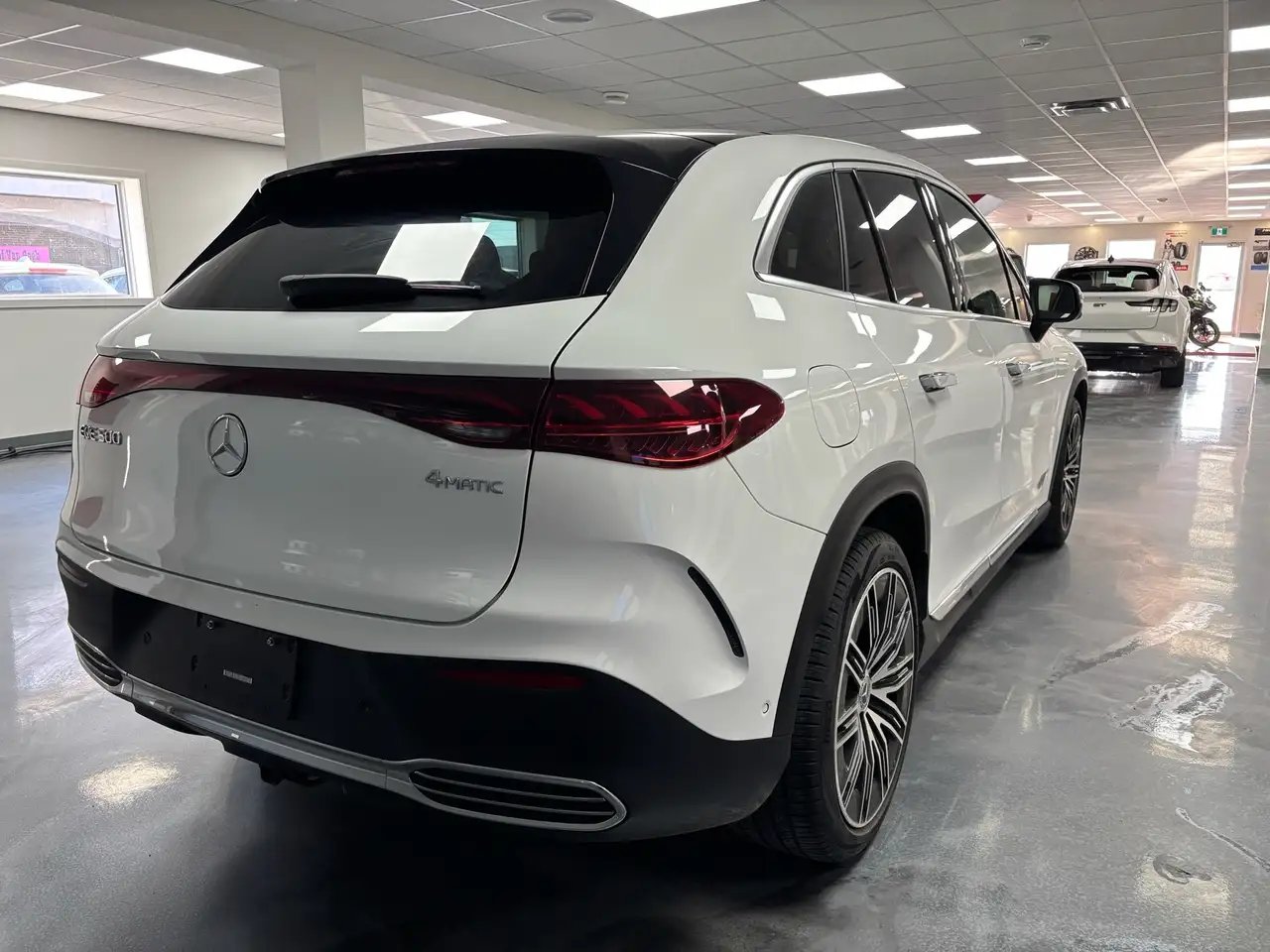 Mercedes-Benz EQE снимка Mercedes-Benz EQE