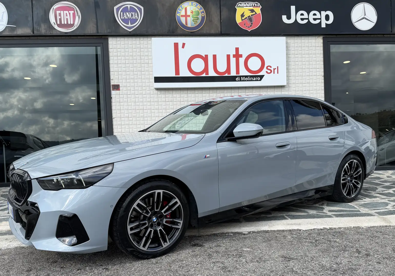 BMW 520 Serie 5 Berlina 520d xdrive MSport Pro IVA FULL Grigio - 1