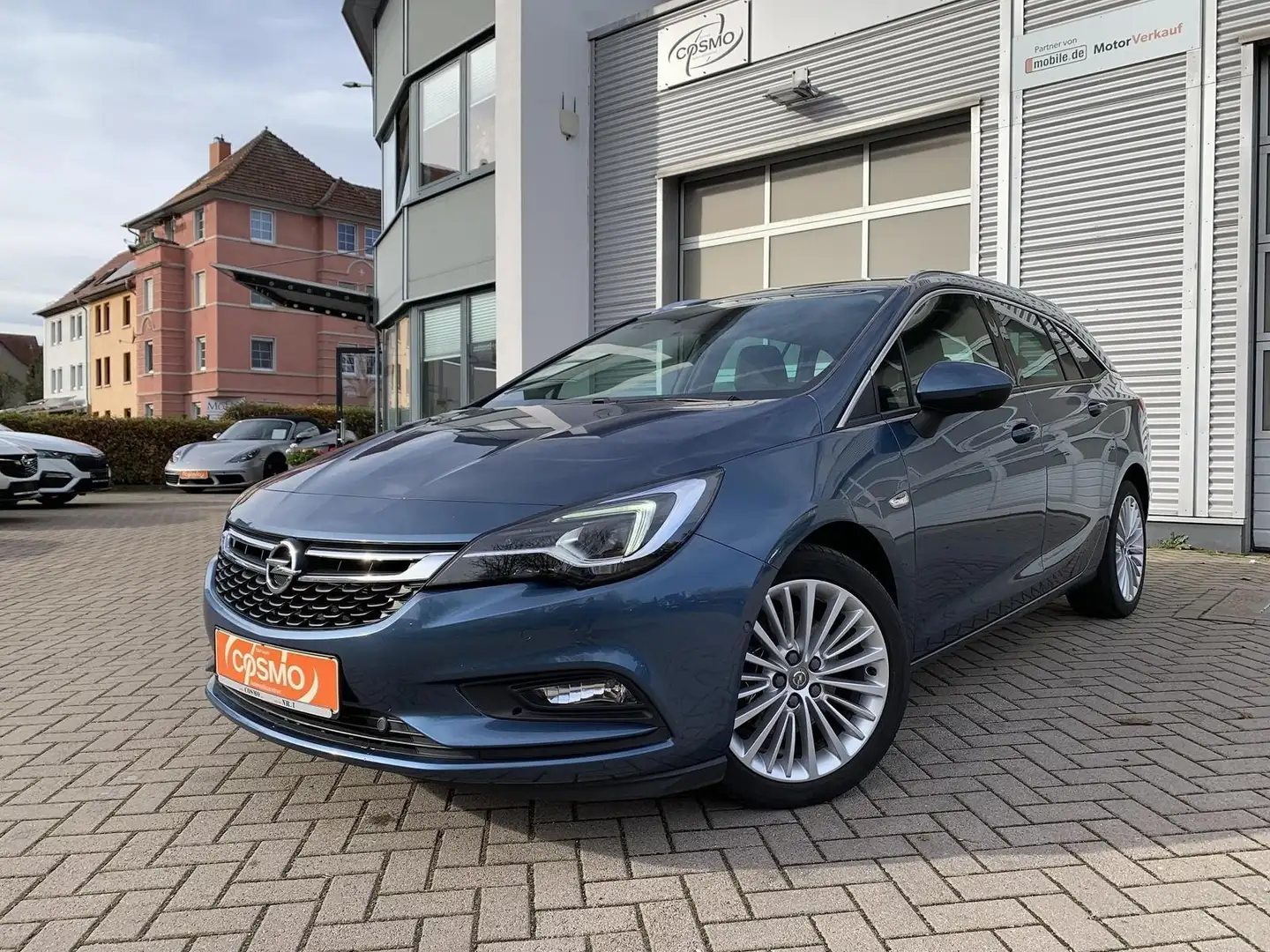 Opel Astra K Sports Tourer Innov AHK+IntelliLux+Navi Bleu - 1