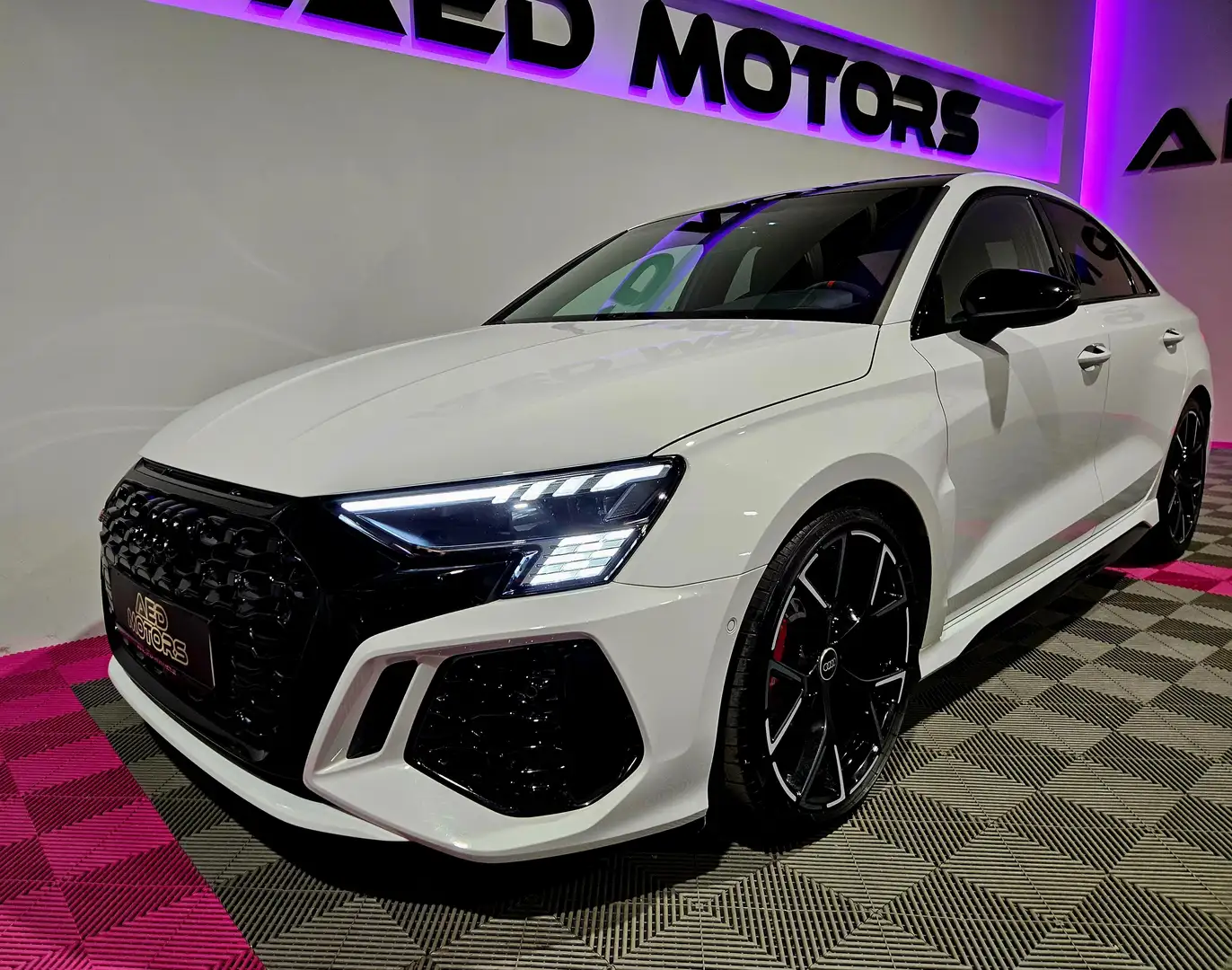 Audi RS3 Limousine Weiß - 1