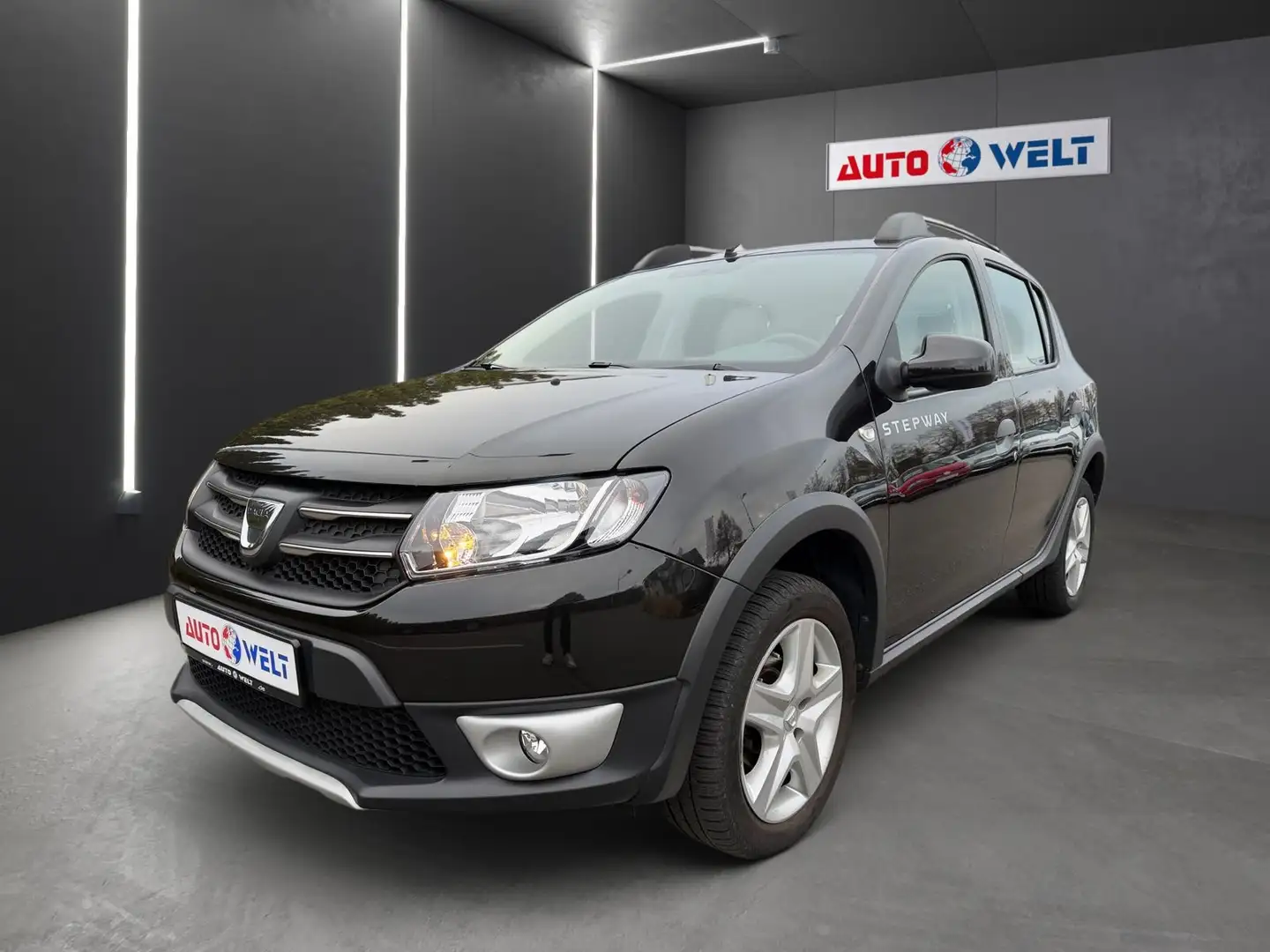 Dacia Sandero II 0.9 TCE Stepway Prestige Navi AHK PDC Schwarz - 1