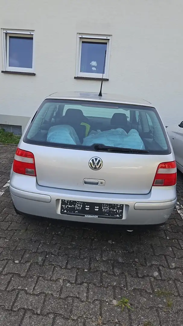 Volkswagen Golf 1.6 - 2