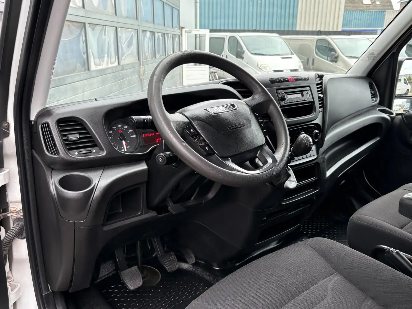 Iveco Daily 35C13V 2.3 L4H2 MAXI Airco Camera Dubbellucht 3-pe Blanco - 2